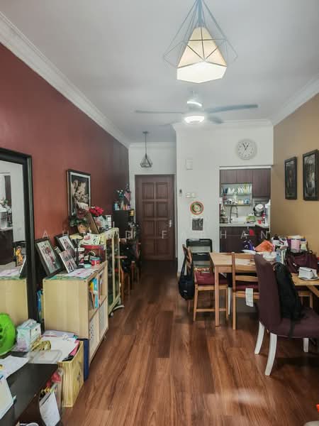Perdana View untuk Untuk Dijual - RM 320,000, Mac 2026 - Living Room - PropertyGuru.com.my
