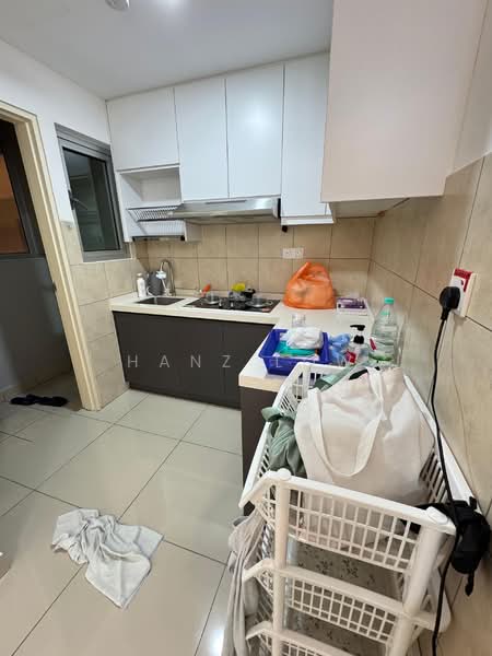 Service Residence for Rent at Galleria Equine Park - Hanz Low - Kitchen - PropertyGuru.com.my