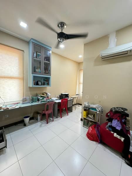 3-storey Terraced House for Sale in Bandar Seri Alam (Masai) - Jeremy Voon - Study - PropertyGuru.com.my
