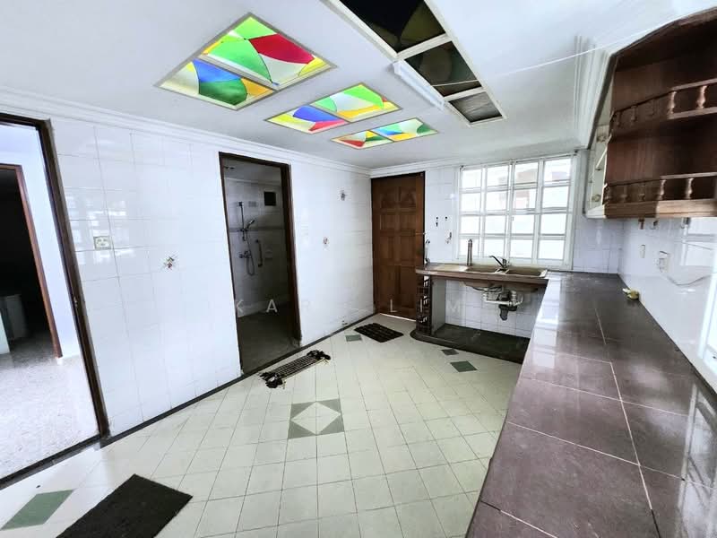 Semi-Detached House for Sale in Taman Pelangi (Johor Bahru) - Karl Lim - Kitchen - PropertyGuru.com.my