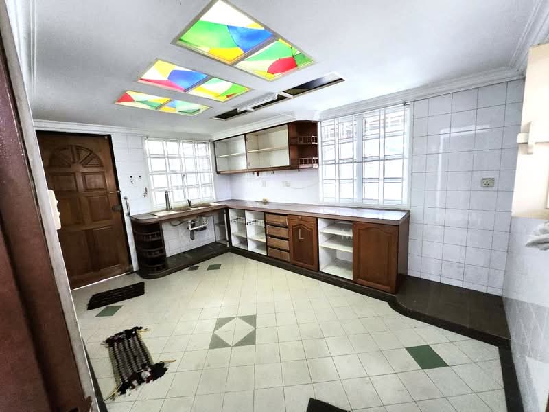 Semi-Detached House for Sale in Taman Pelangi (Johor Bahru) - Karl Lim - Kitchen - PropertyGuru.com.my