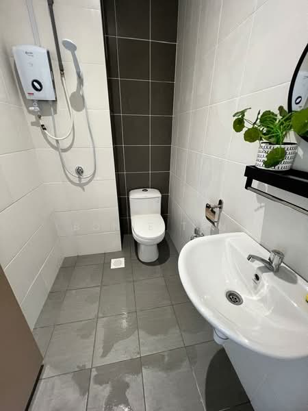Condominium for Rent at Damai Vista - Bonie Tan - Bathroom - PropertyGuru.com.my