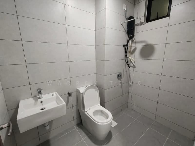 Service Residence for Sale at Meldrum Heights (Residensi Meldrum) - Warren Tong - Bathroom - PropertyGuru.com.my