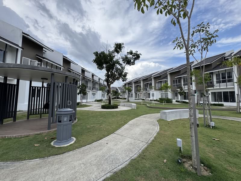 Terraced House for Sale in Batu Arang (Selangor) - Daniel Yap - Exterior - PropertyGuru.com.my