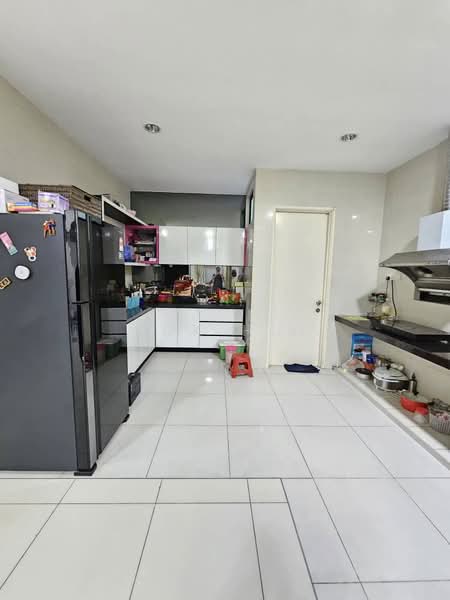 Cluster House for Sale in Taman Eco Cascadia (Tebrau) - Kok Hui - Kitchen - PropertyGuru.com.my