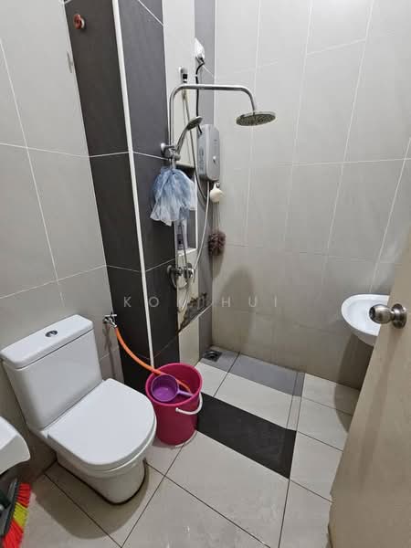 Cluster House for Sale in Taman Eco Cascadia (Tebrau) - Kok Hui - Bathroom - PropertyGuru.com.my