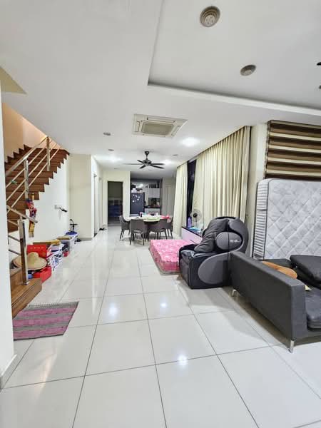 Cluster House for Sale in Taman Eco Cascadia (Tebrau) - Kok Hui - Living Room - PropertyGuru.com.my