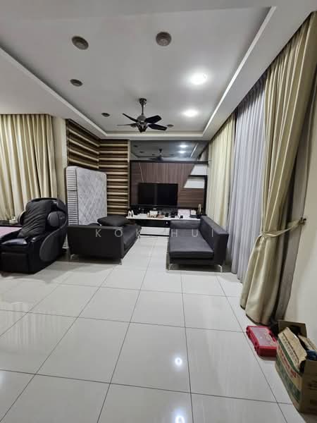 Cluster House for Sale in Taman Eco Cascadia (Tebrau) - Kok Hui - Living Room - PropertyGuru.com.my