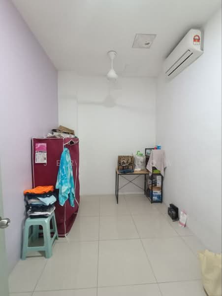 HALAMAN PENGKALAN INDAH untuk Untuk Dijual - RM 480,000, Mac 2026 - Interior - PropertyGuru.com.my