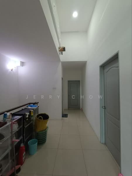 HALAMAN PENGKALAN INDAH untuk Untuk Dijual - RM 480,000, Mac 2026 - Corridor - PropertyGuru.com.my