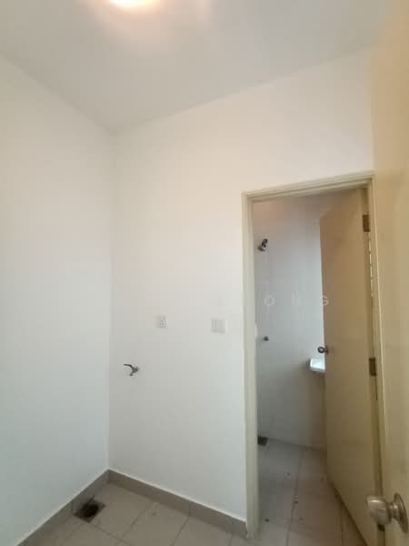 3-storey Terraced House for Sale in Kinrara Residence (Puchong) - Tracy Leong - Bathroom - PropertyGuru.com.my