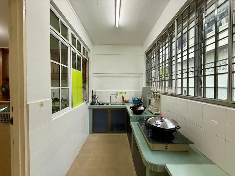 2-storey Terraced House for Rent in Taman Pelangi (Johor Bahru) - Ray Wong - Kitchen - PropertyGuru.com.my