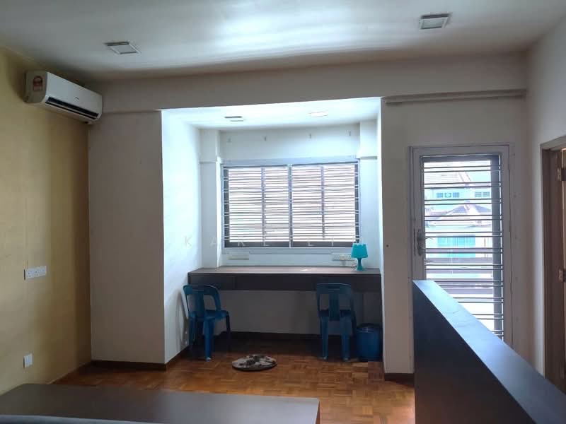 2.5-storey Terraced House for Sale in Taman Bukit Jaya (Ulu Tiram) - Karl Lim - Study - PropertyGuru.com.my