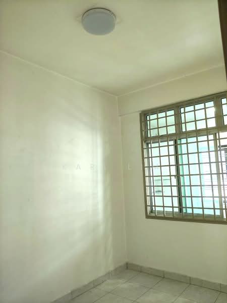 2.5-storey Terraced House for Sale in Taman Bukit Jaya (Ulu Tiram) - Karl Lim - Interior - PropertyGuru.com.my