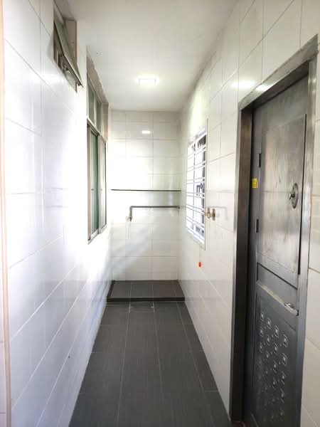 2.5-storey Terraced House for Sale in Taman Bukit Jaya (Ulu Tiram) - Karl Lim - Corridor - PropertyGuru.com.my