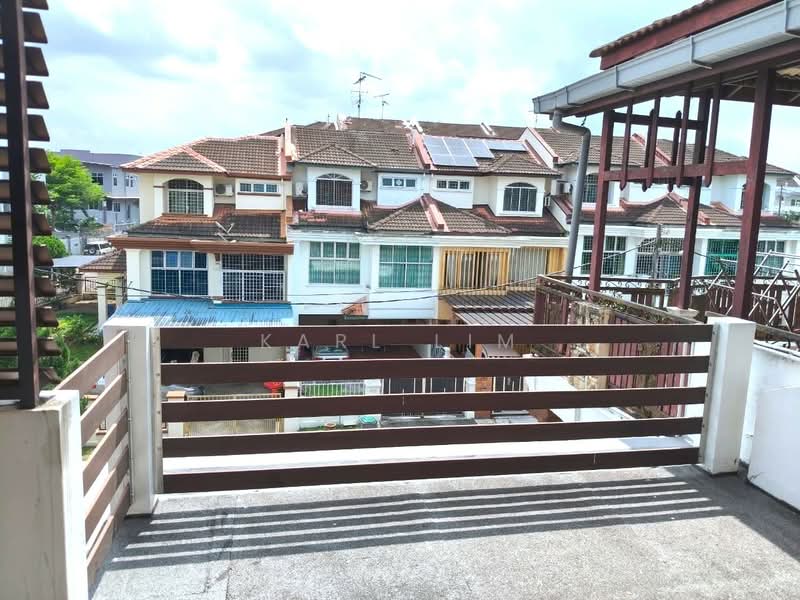 2.5-storey Terraced House for Sale in Taman Bukit Jaya (Ulu Tiram) - Karl Lim - Exterior - PropertyGuru.com.my