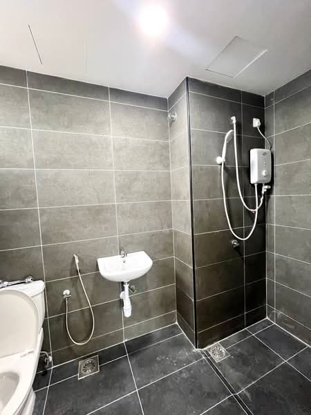 Service Residence for Rent at Midas @ Seri Alam - Jordan . - Bathroom - PropertyGuru.com.my