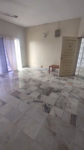 Tiara Damansara untuk Untuk Dijual - RM 650,000, Mac 2026 - Living Room - PropertyGuru.com.my