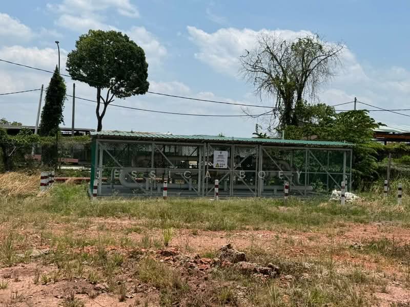 Warehouse for Sale in Kampung Mengkibol (Kluang) - Jessica Boey - Exterior - PropertyGuru.com.my