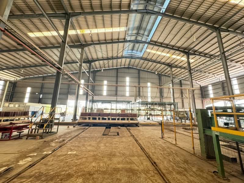 Warehouse for Sale in Kampung Mengkibol (Kluang) - Jessica Boey - Interior - PropertyGuru.com.my