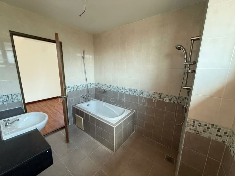 Zero-Lot Bungalow for Sale in Bukit Rahman Putra (Sungai Buloh) - Derrick Ang - Bathroom - PropertyGuru.com.my