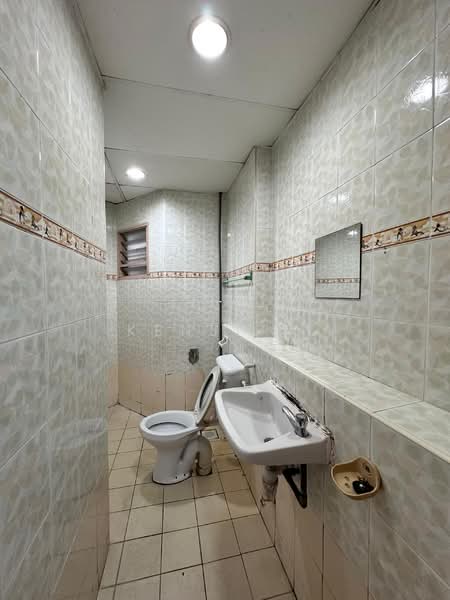 Condominium for Sale at Menara Menjalara - Kenji Ti - Bathroom - PropertyGuru.com.my