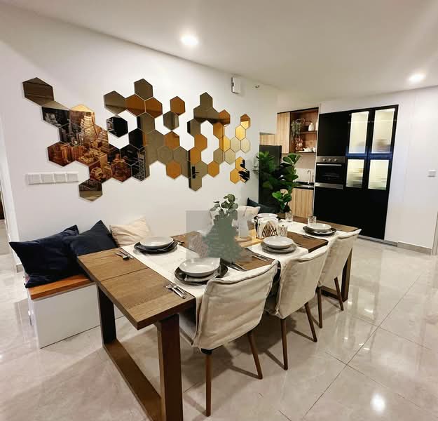 Service Residence for Sale at TriTower Residence @ Johor Bahru Sentral - Ryan Tan - Dining Room - PropertyGuru.com.my