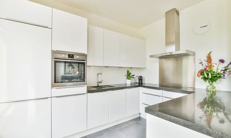 Service Residence for Sale at TriTower Residence @ Johor Bahru Sentral - Ryan Tan - Kitchen - PropertyGuru.com.my