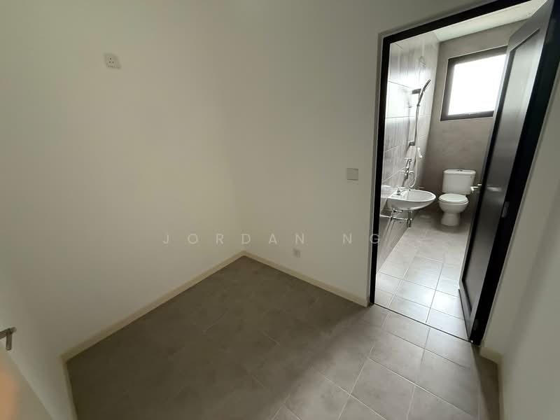 Semi-Detached House for Sale in Telok Panglima Garang (Selangor) - Jordan Ng - Bathroom - PropertyGuru.com.my