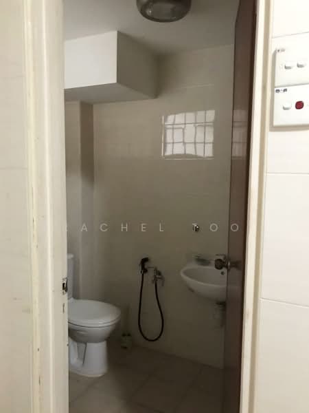 Rumah Teres 2 Tingkat untuk Dijual di SS18 (Subang Jaya) - Rachel Too - Bathroom - PropertyGuru.com.my