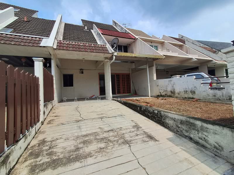 2-storey Terraced House for Sale in SS18 (Subang Jaya) - Rachel Too - Exterior - PropertyGuru.com.my