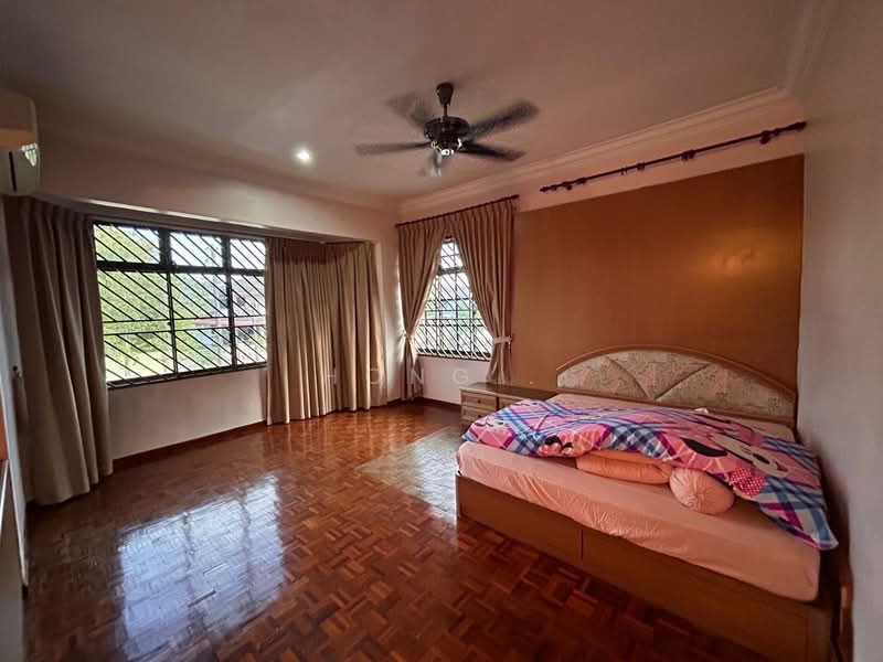 Semi-Detached House for Sale in Taman Anggerik (Tampoi) - Hong . - Bedroom - PropertyGuru.com.my