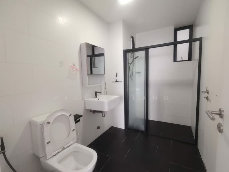 Service Residence for Rent at SqWhere Service Apartments - Valerie Tang - Bathroom - PropertyGuru.com.my