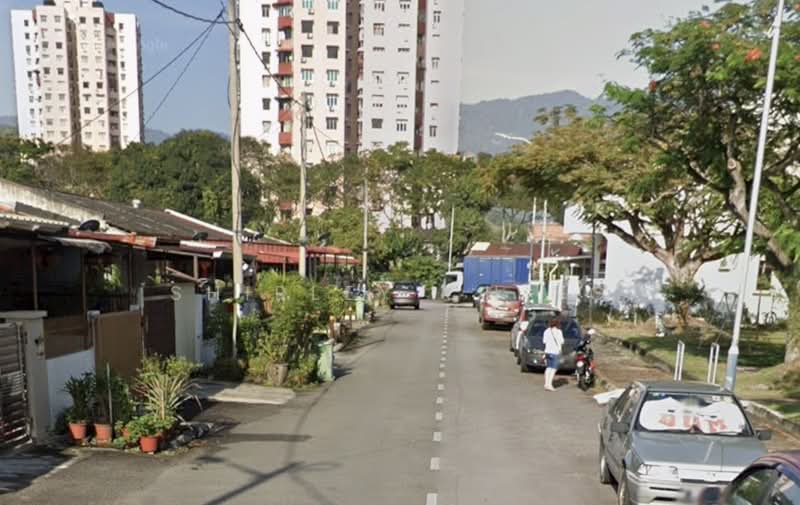 1-storey Terraced House for Sale in Jelutong (Penang) - Shirley Ch'ng - Exterior - PropertyGuru.com.my