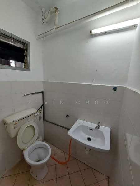 Taman Seri Impian untuk Untuk Disewa - RM 600 /bulan, Apr 2026 - Bathroom - PropertyGuru.com.my