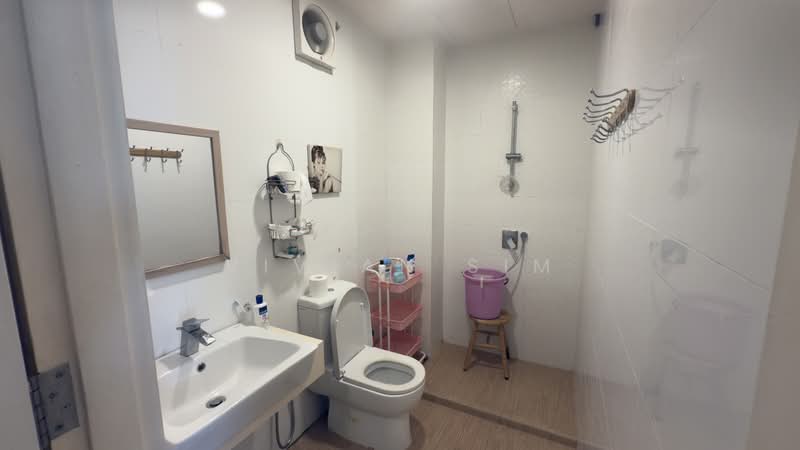 Terraced House for Sale in Tanjung Bungah (Penang) - Vivian Sim - Bathroom - PropertyGuru.com.my