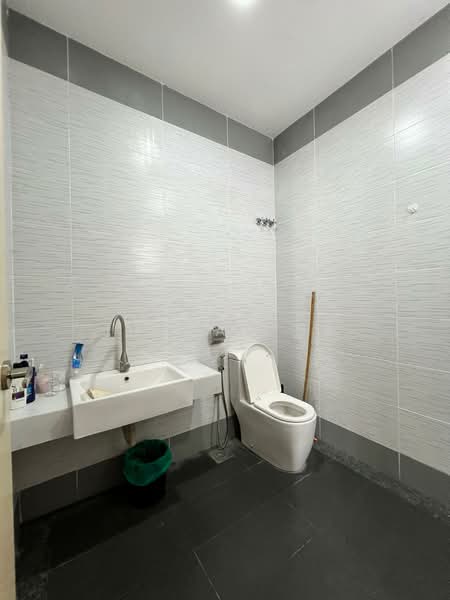Casa Idaman, Setia Wawasan untuk Untuk Dijual - RM 1,580,000, Apr 2026 - Bathroom - PropertyGuru.com.my