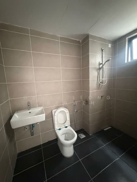 Service Residence for Rent at The Louvre @ Country Heights - Dante Leong Zhenwen - Bathroom - PropertyGuru.com.my