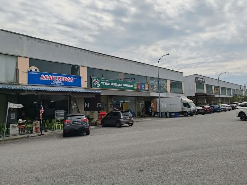 Shop for Sale in Nilai 3 (Nilai) - Angel Tan - Exterior - PropertyGuru.com.my