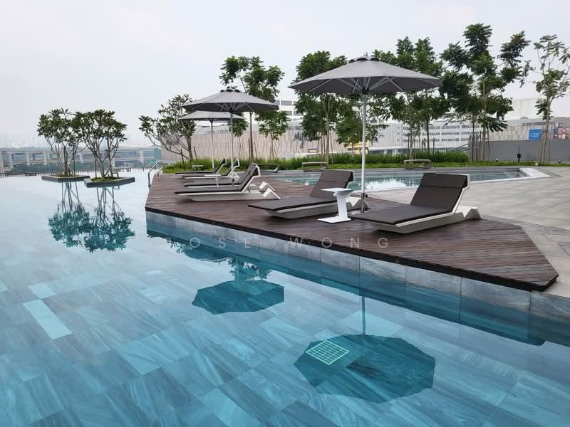 One Cochrane Residence untuk Untuk Dijual - RM 1,097,000, Mac 2026 - Pool - PropertyGuru.com.my