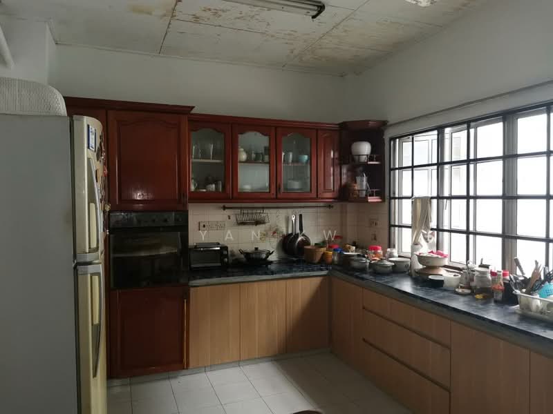 Semi-Detached House for Sale in Seksyen 5 (Petaling Jaya) - Yan KW - Kitchen - PropertyGuru.com.my