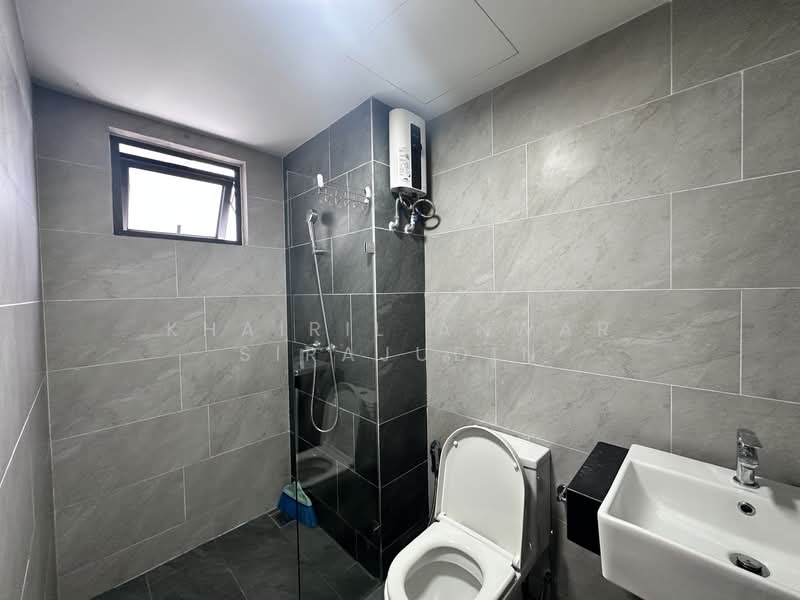 Service Residence for Rent at Emporis - Khairil Anwar Sirajudin - Bathroom - PropertyGuru.com.my