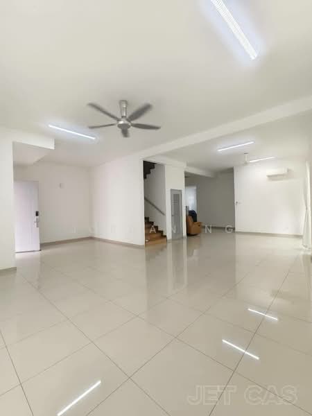 Canary Garden untuk Untuk Dijual - RM 1,350,000, Mac 2026 - Living Room - PropertyGuru.com.my