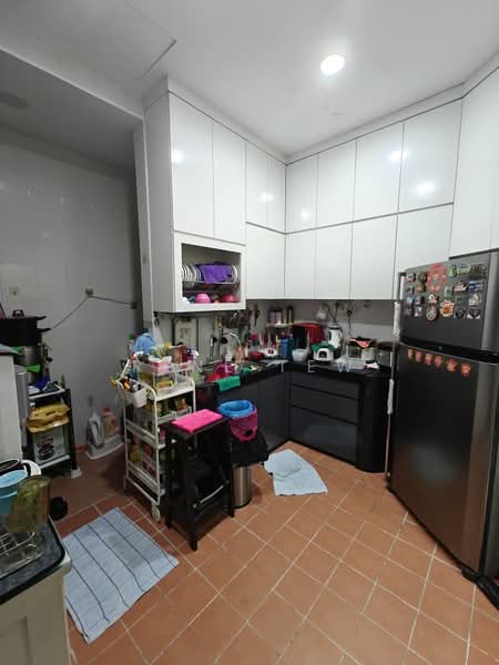 1-storey Terraced House for Sale in Taman JP Perdana (Johor Bahru) - Rene Tew - Kitchen - PropertyGuru.com.my