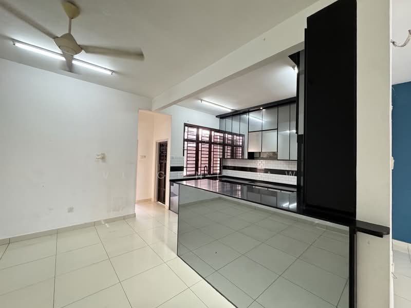 Terraced House for Rent in Skudai (Johor) - Vincent Law - Kitchen - PropertyGuru.com.my
