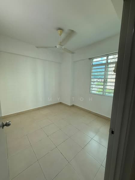 Apartment for Sale at Ixora Heights Apartment - Amy Toh - 2'nd bedroom - PropertyGuru.com.my