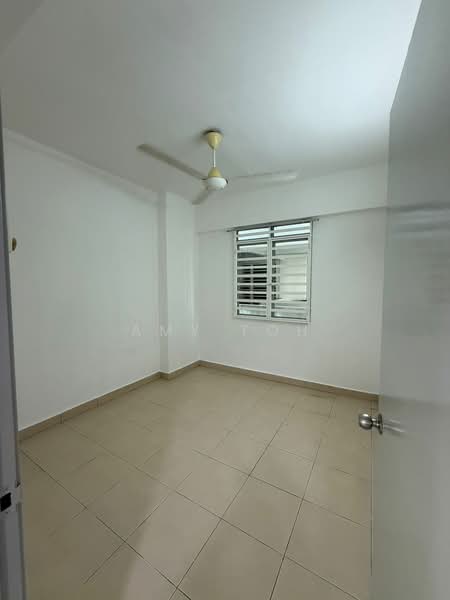 Apartment for Sale at Ixora Heights Apartment - Amy Toh - 3'rd bedroom - PropertyGuru.com.my