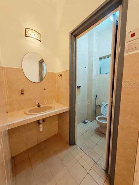2-storey Terraced House for Sale in Bandar Bukit Puchong 2 (Puchong) - Evan Goh - Bathroom - PropertyGuru.com.my