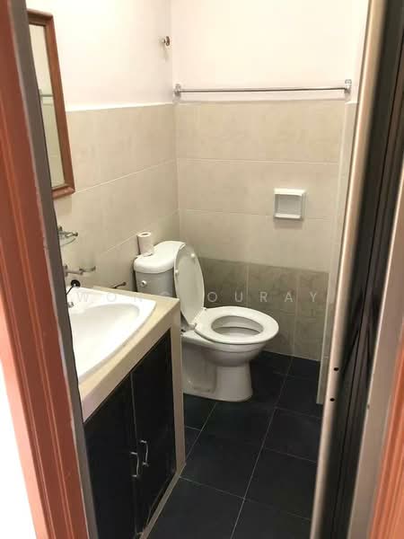 Rumah Teres 2 Tingkat untuk Dijual di Johor Bahru (Johor) - Wong Ouray - Bathroom - PropertyGuru.com.my