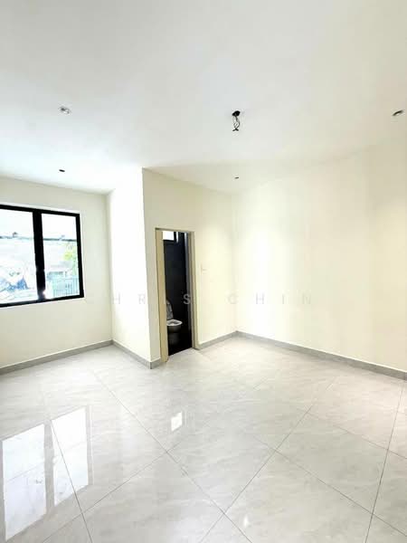 Semi-Detached House for Sale in Taman Megah Ria (Masai) - Chris Chin - PropertyGuru.com.my